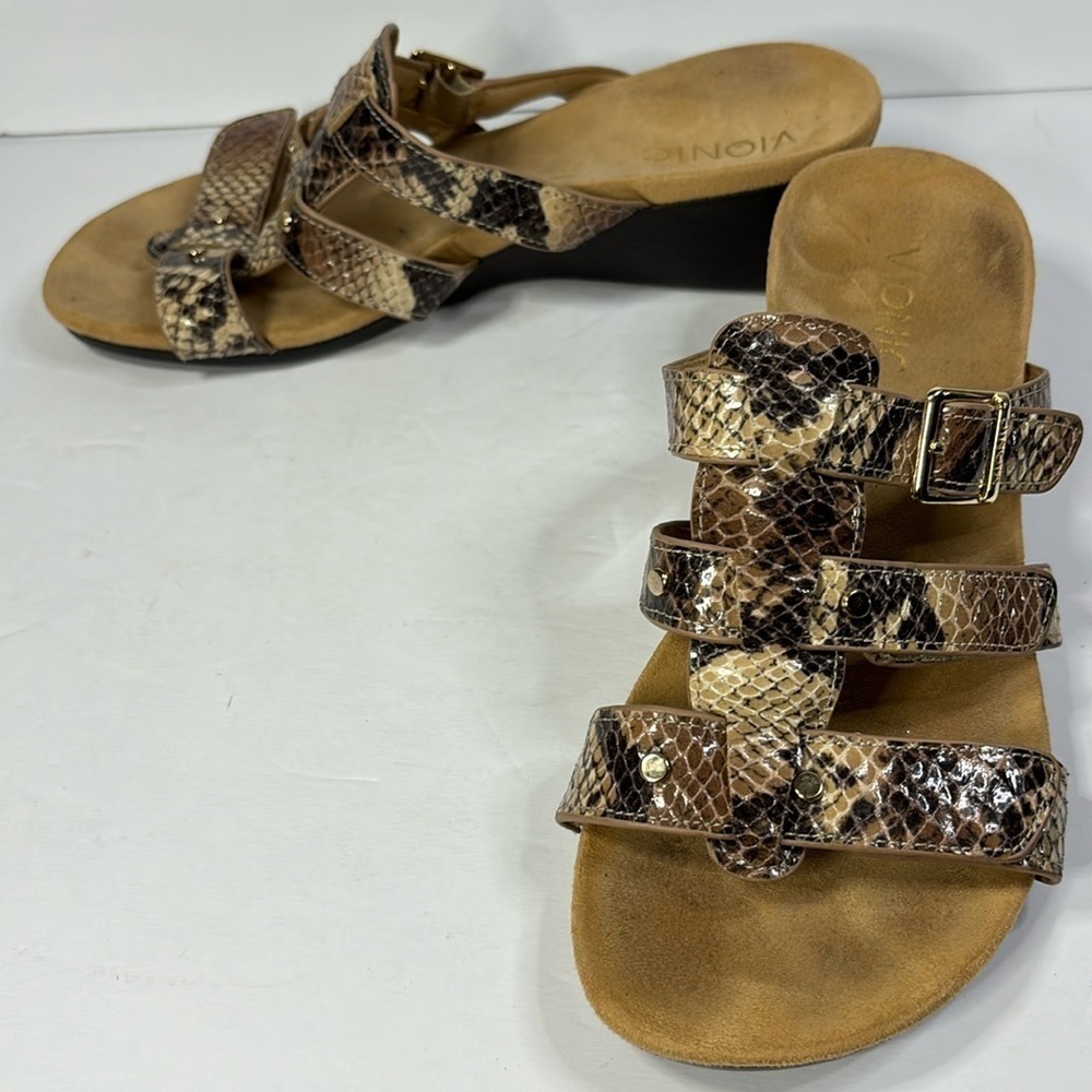 Vionic Radia Snakeskin Wedges Size 7